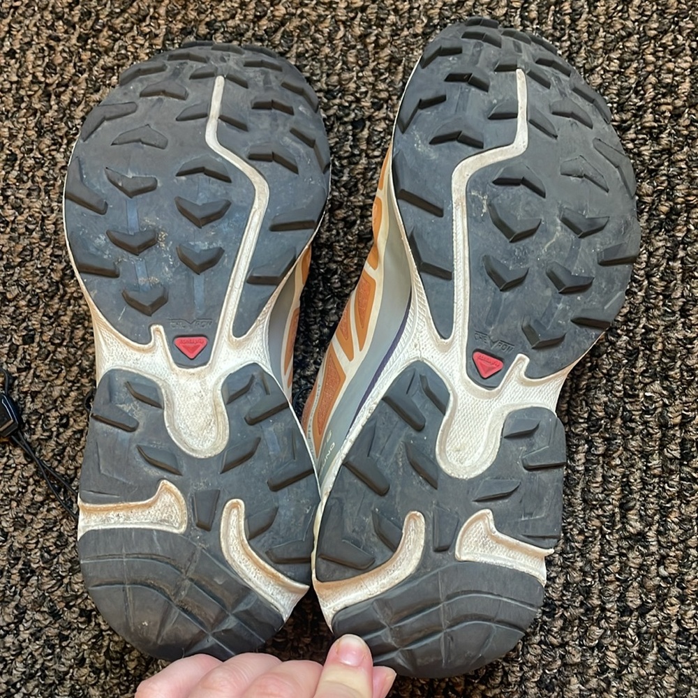 Salomon orange shoes - Picture 4 of 5